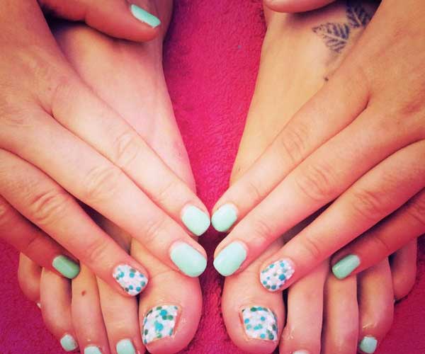 Summer green nail polish
